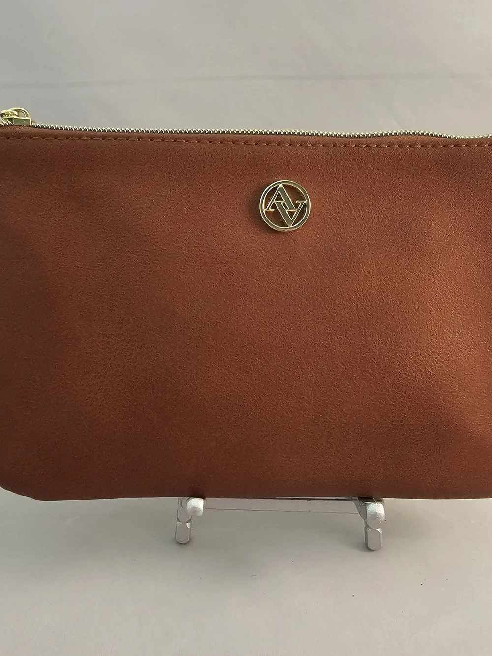 Adrienne Vittadini Wristlet Clutch With Phone Charger